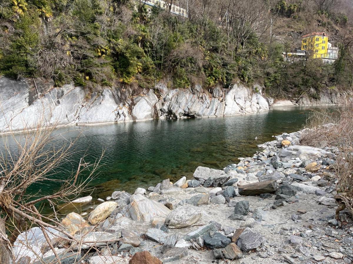 Blue River لوزون المظهر الخارجي الصورة
