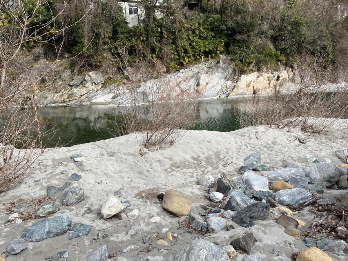 Blue River لوزون المظهر الخارجي الصورة
